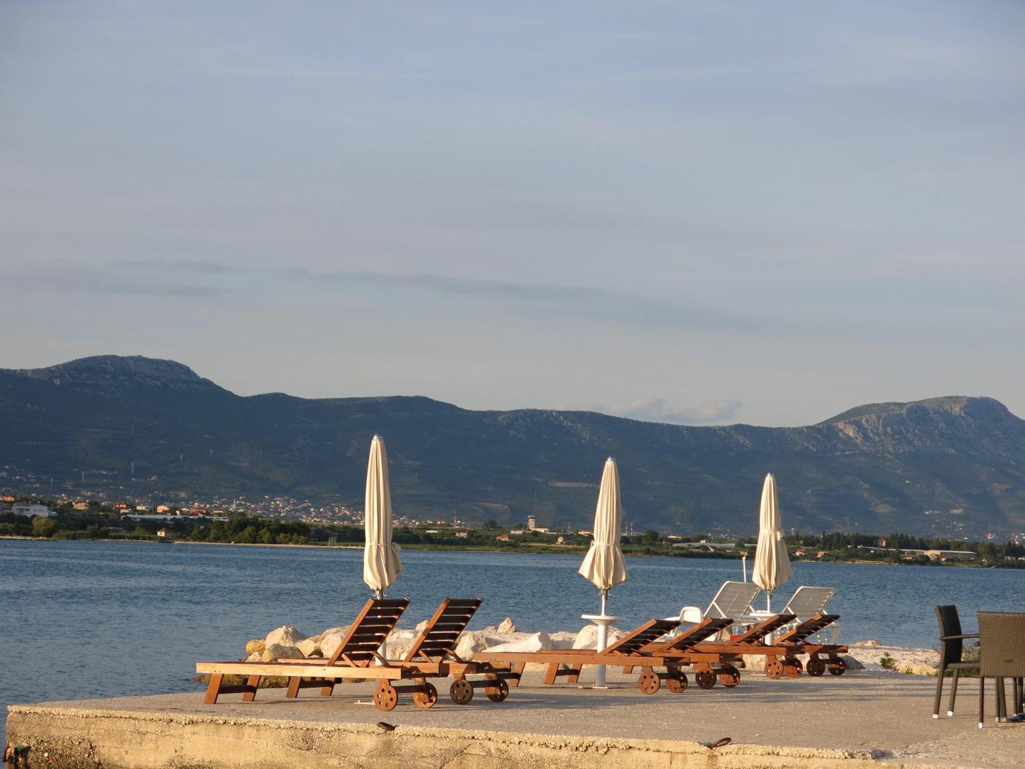 Apartments Coce Trogir Eksteriør billede