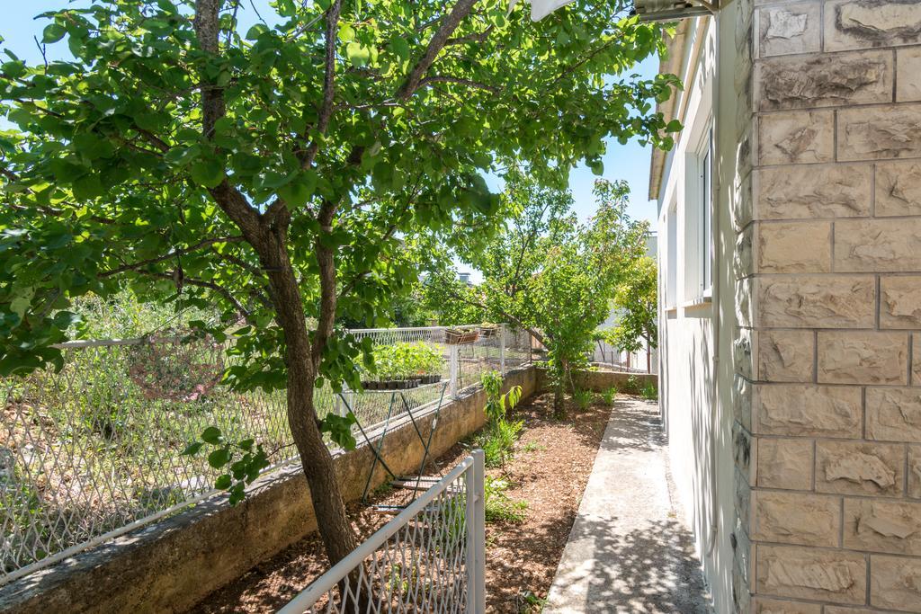 Apartments Coce Trogir Eksteriør billede