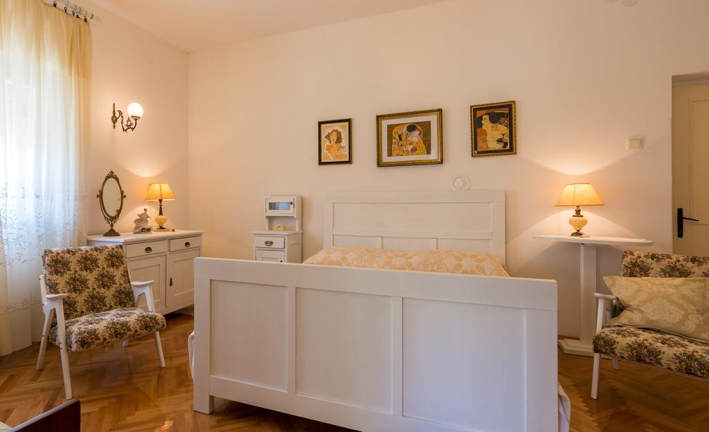 Apartments Coce Trogir Eksteriør billede