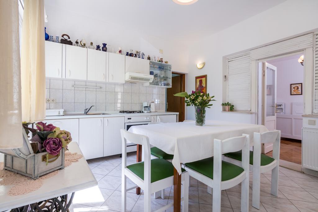 Apartments Coce Trogir Eksteriør billede