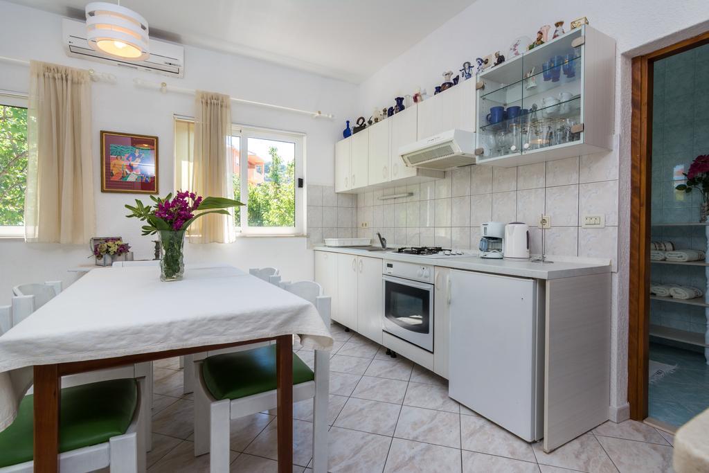 Apartments Coce Trogir Eksteriør billede