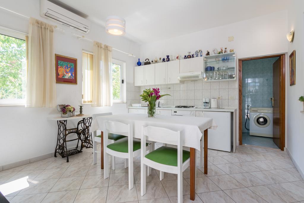 Apartments Coce Trogir Eksteriør billede