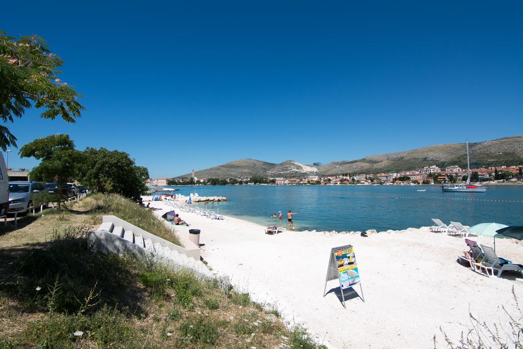 Apartments Coce Trogir Eksteriør billede